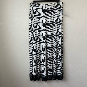 NWT Passports Black & White Maxi Skirt Size S